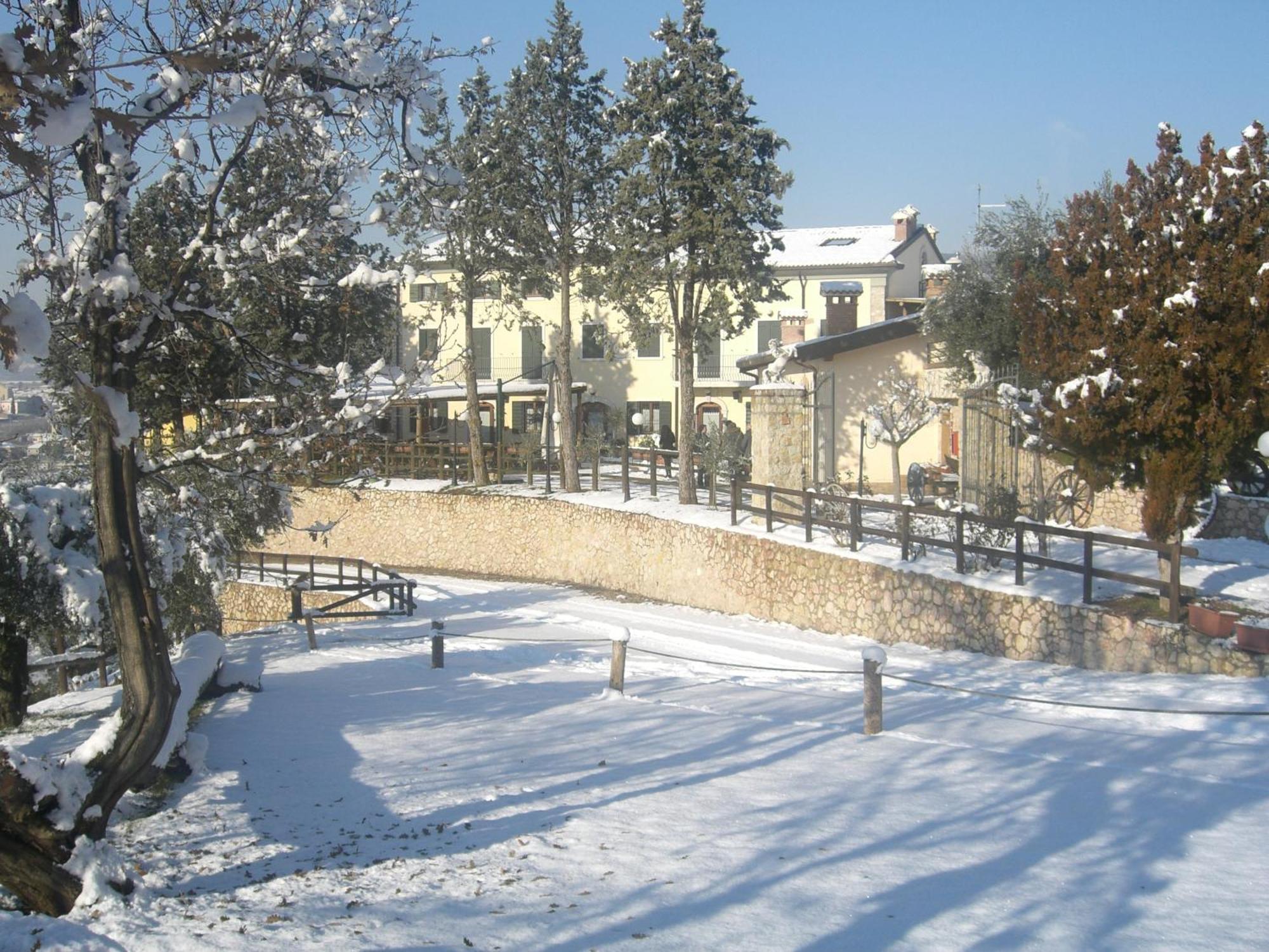 Sporting Hotel San Felice Illasi Exterior photo